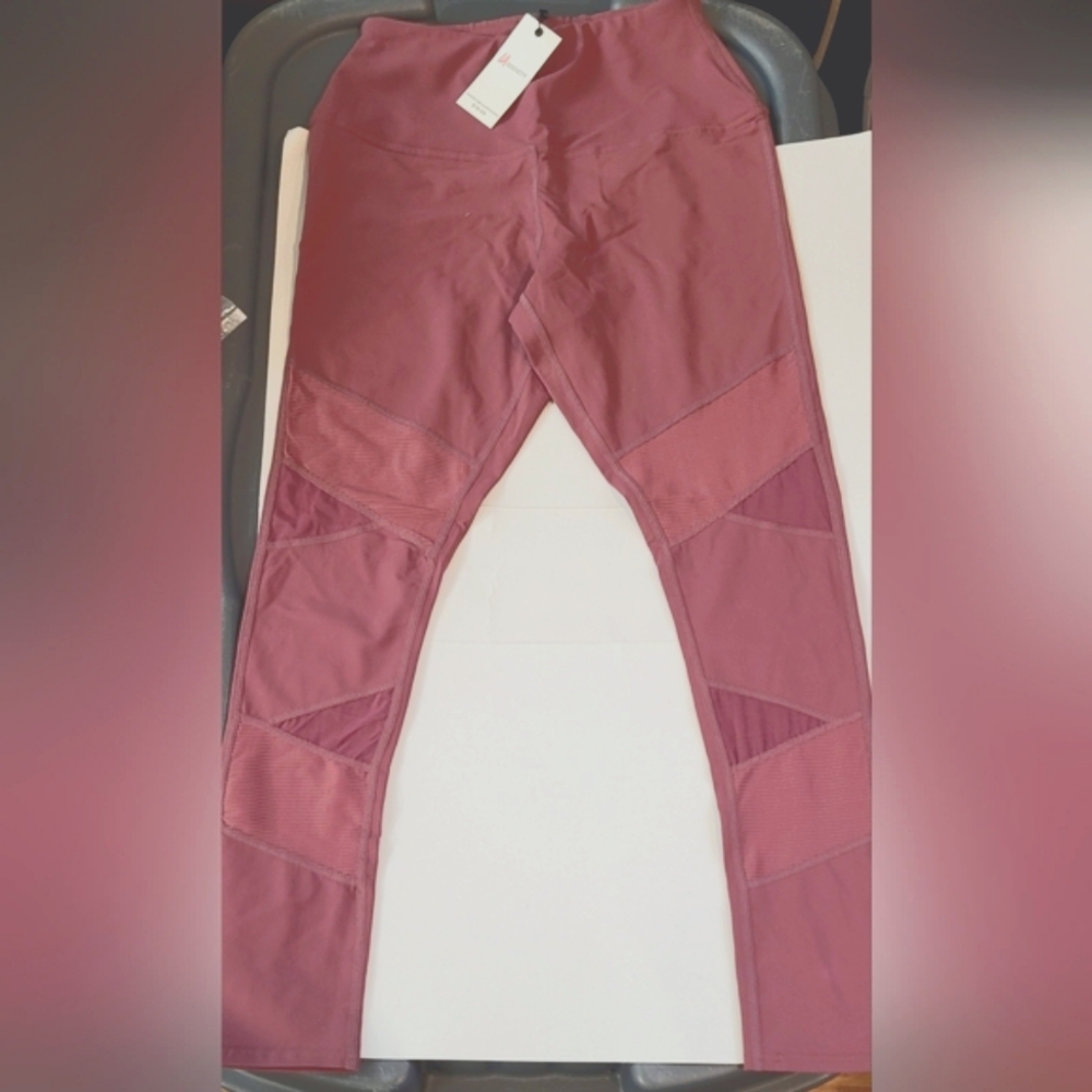 NWT MAUVE LA SOCIETY Leggings 6031